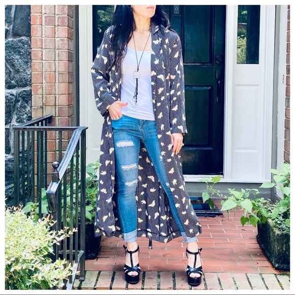 #04 BEAUTIFUL LONG BELTED KIMONO - Picture 4 of 9